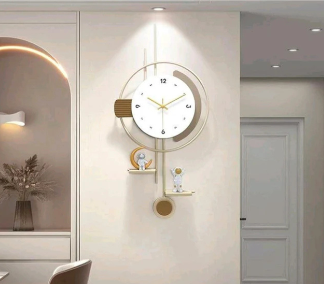 Metal Wall Clock Main image