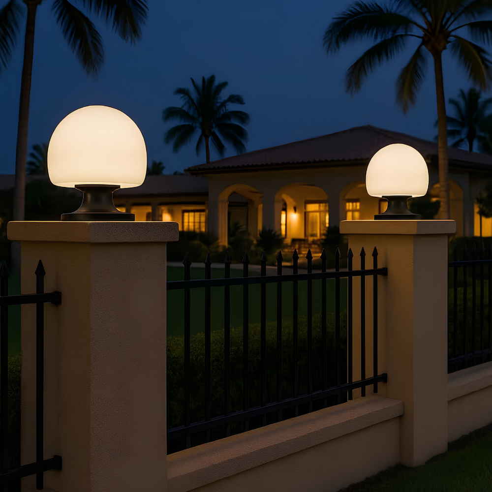 Outdoor Gate Light Secondary image