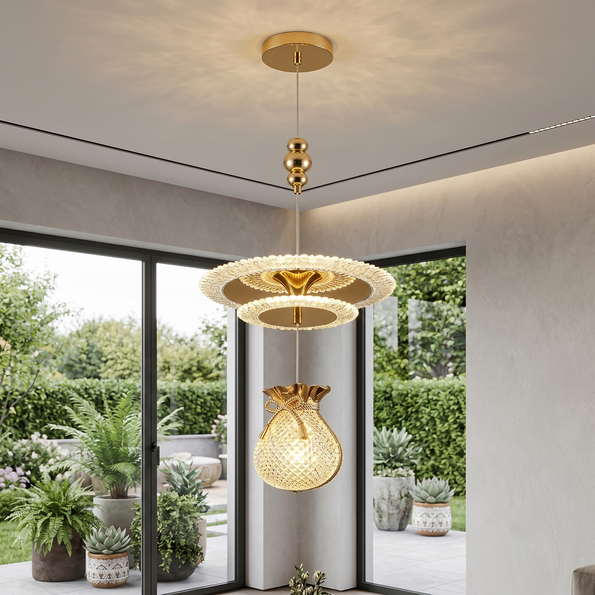 Luxury Crystal: Layered, gold-finished fixtures Main image